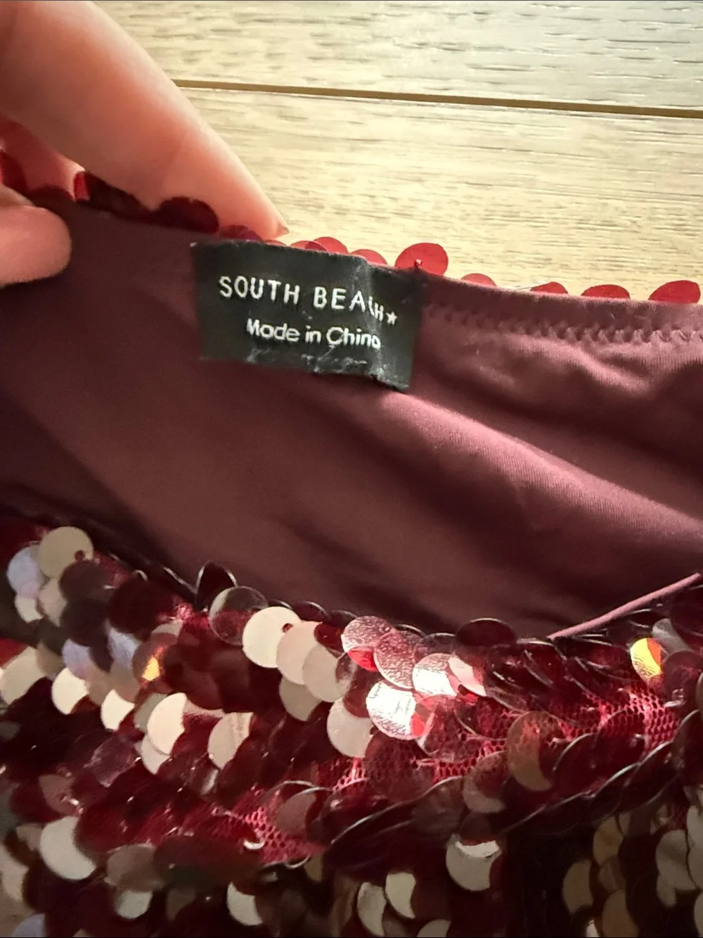South Beach Sequin Mini Skirt - Burgundy - Picture 2 of 4